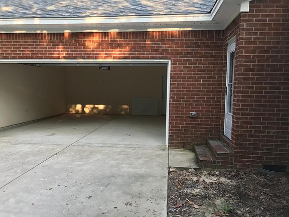 TWO CAR GARAGE. PARK YOUR CAR OR YOUR BOAT.