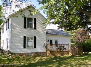 1525 Henderson Rd, Portland, MI 48875