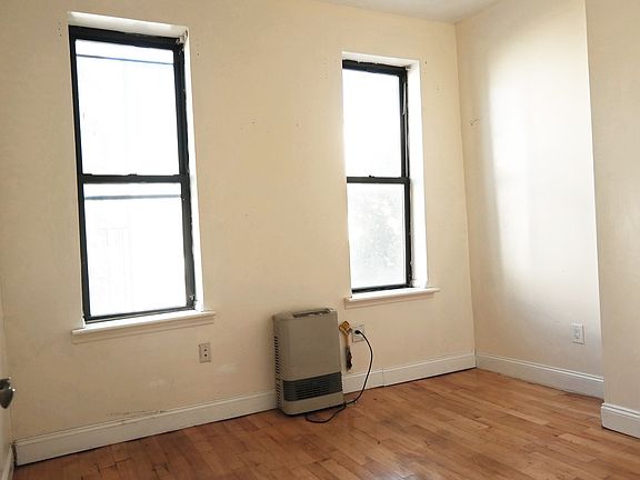 4th image of 163 Humboldt St #2KL