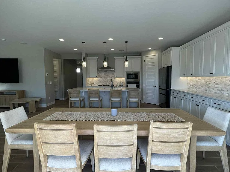 21715 E Lords Way — Photo 26