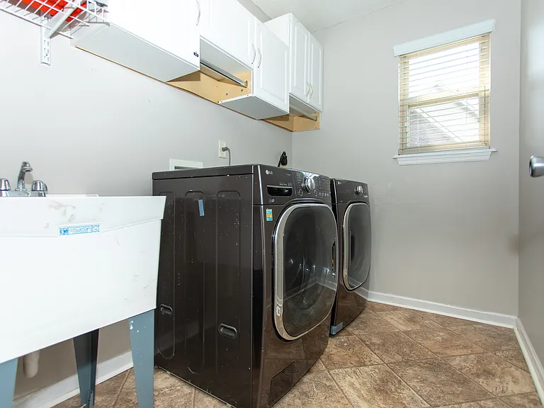8400 S Port Dr — Photo 12