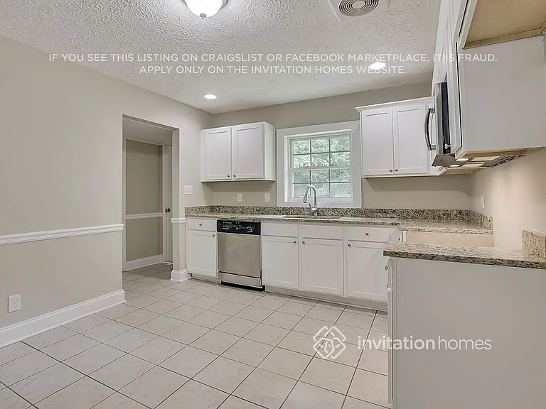 2976 Flowers Dr — Photo 12
