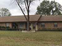 1st image of 3320 Wren Ln