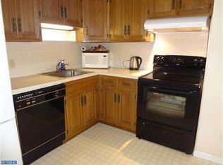 51 Pennroad Ave, Ewing, NJ 08638