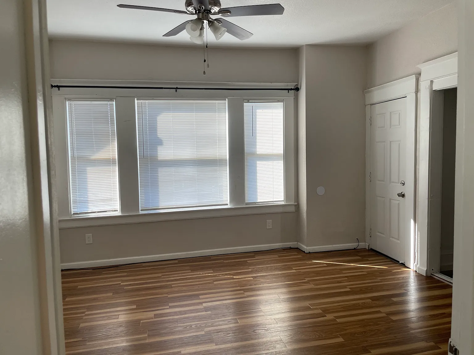 213 E Park St — Photo 4
