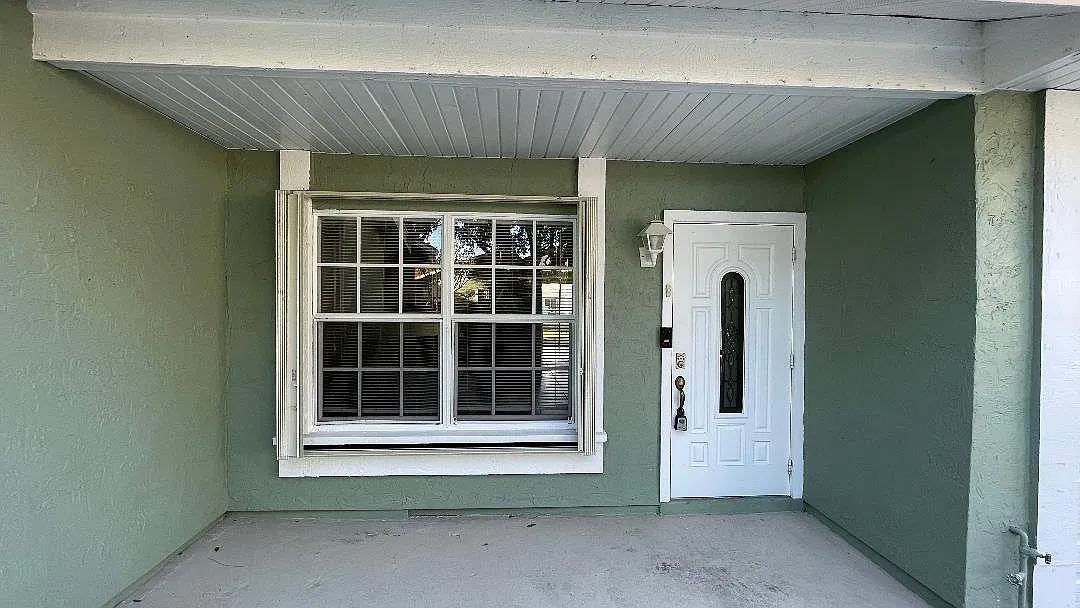3 bed, 2.5 bath, 1443 sqft, $2,200 — Photo 3