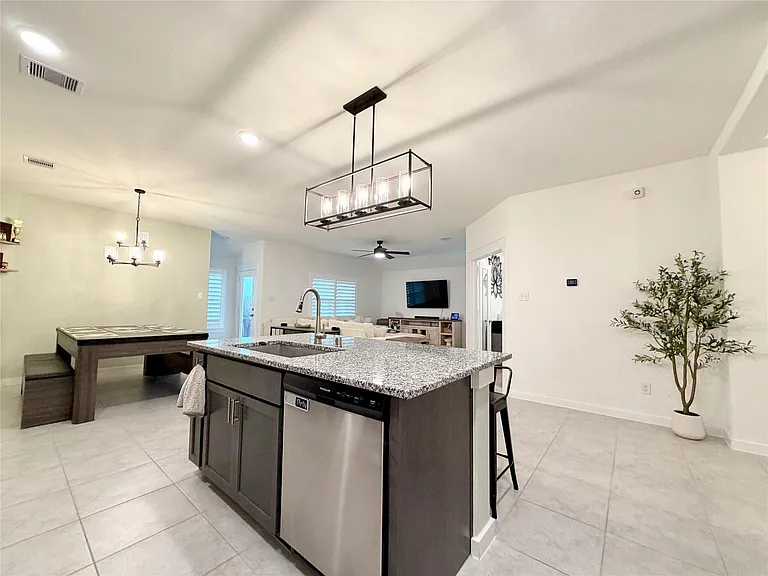 4724 Peony Green Dr — Photo 18