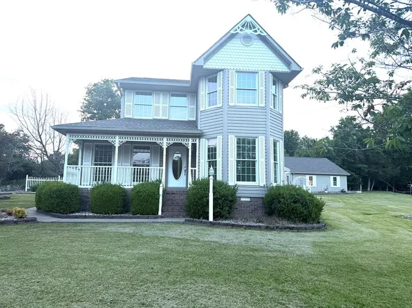 1953 Tucker Schoolhouse Rd, Hanson, KY 42413