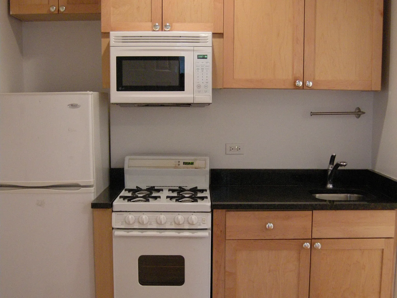 216 East 28th Street — Photo 4