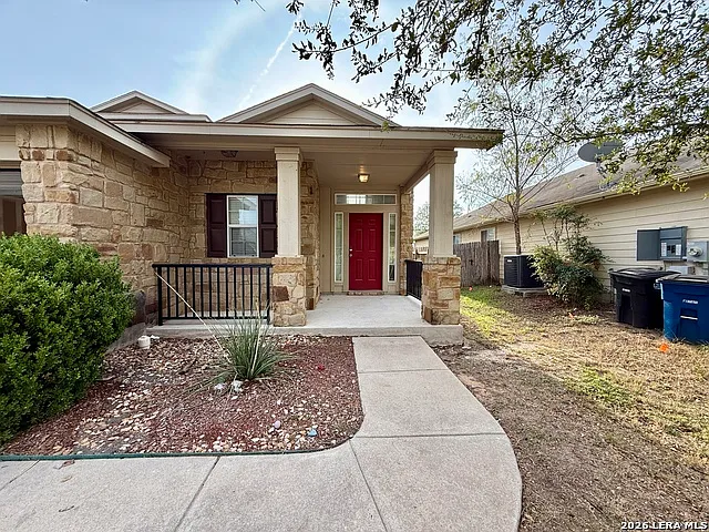 558 Briggs Dr