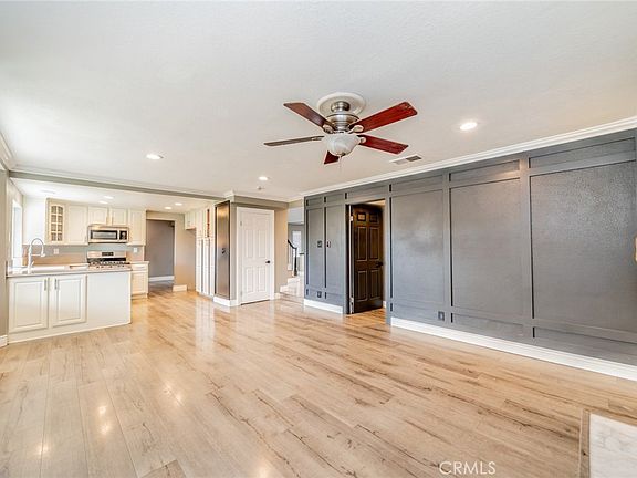 3rd image of 9805 Liberty St