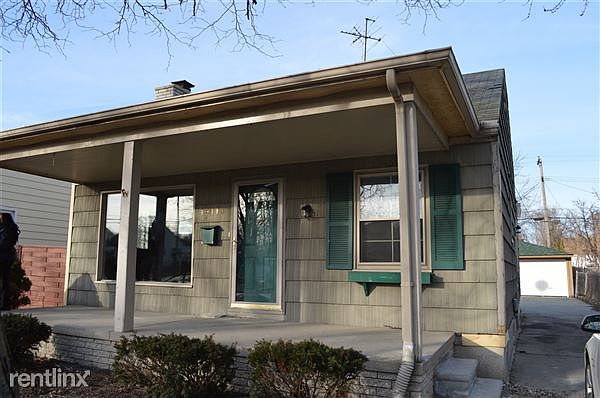 1st image of 19113 Woodside St