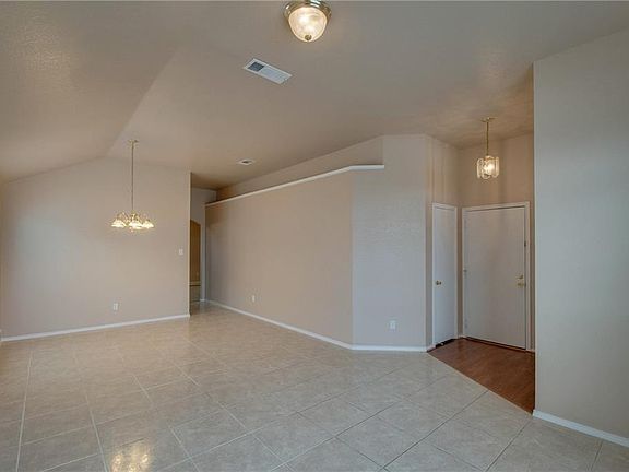 2nd image of 2644 Carmen Dr