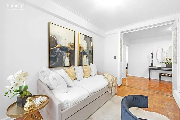 Sold by Sotheby's International Realty | media 9