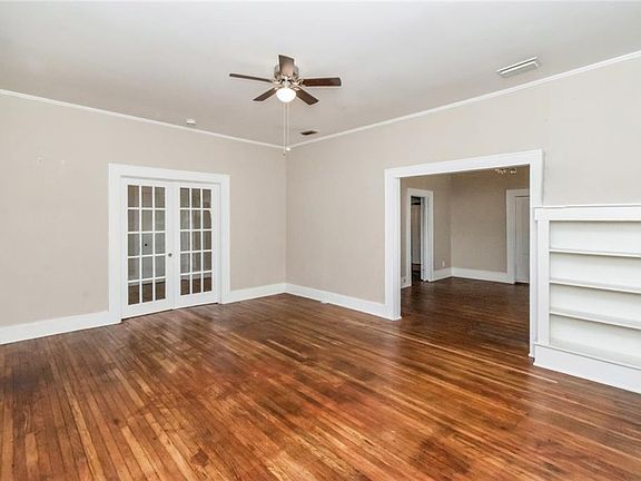 5th image of 54 Houston St