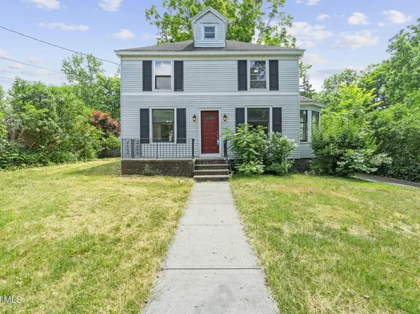 42 Saratoga Avenue, Broadalbin, NY 12025