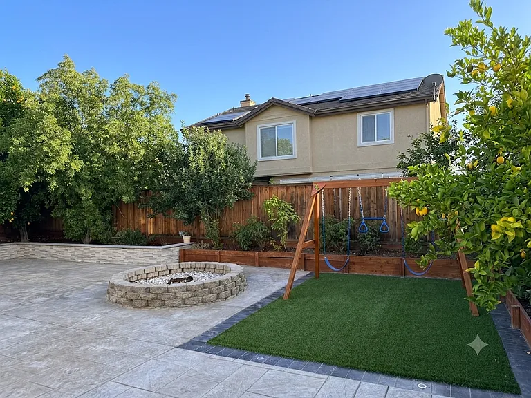 5687 Walnut St — Photo 20