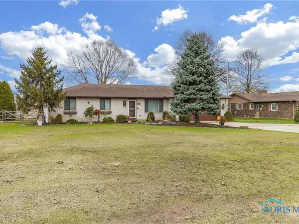 3505 Brown Rd, Oregon, OH 43616