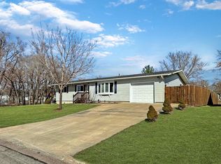 1304 S 3rd St, Prairie Du Chien, WI 53821