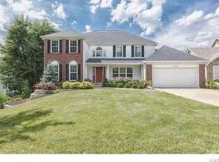 16807 Lansbrooke Ct, Chesterfield, MO 63005