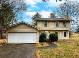 404 Carmel Ct, White Pine, TN 37890