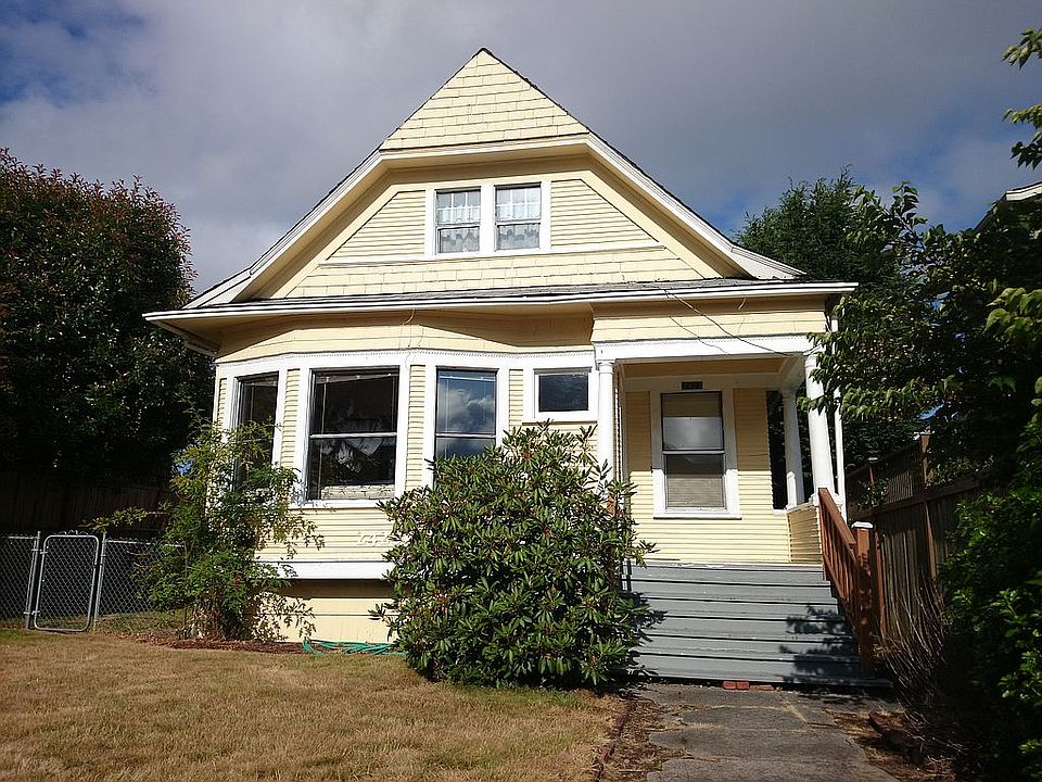 2423 5th west Seattle WA 981