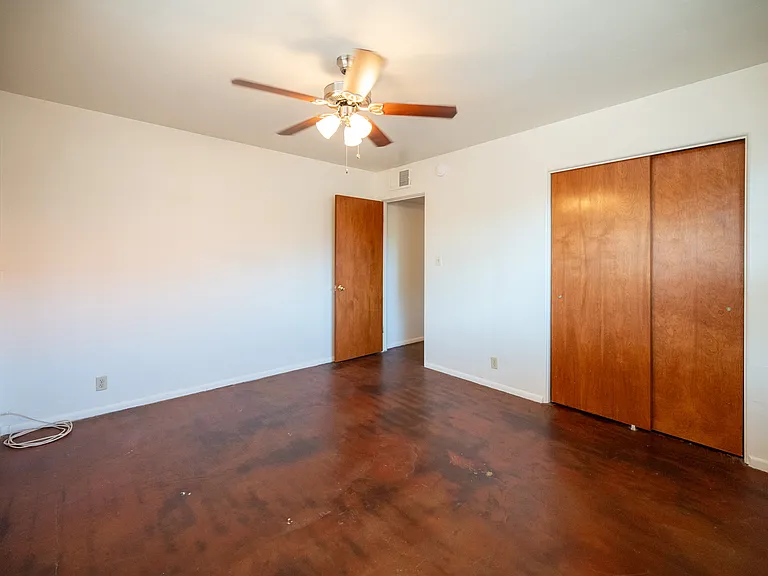 1732 N Campbell Ave — Photo 9