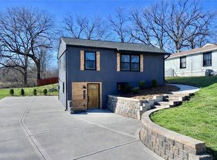 4016 N Jackson Ave, Kansas City, MO 64117