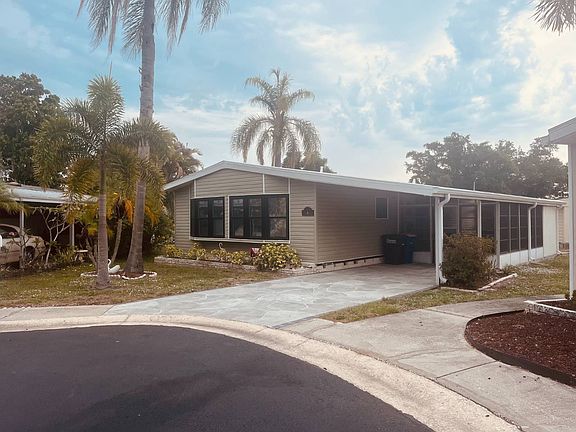2nd image of 100 Hampton Rd Lot 6