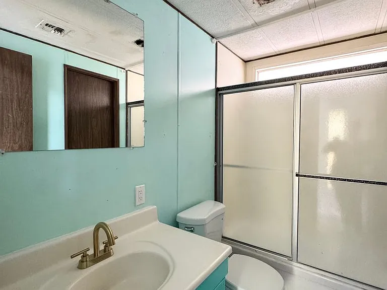 2271 Riverview Ct — Photo 28