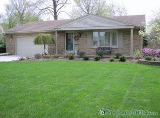 27003 Driscoll Ln, North Olmsted, OH 44070