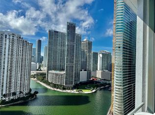 325 Biscayne Blvd #2717, Miami, FL 33131