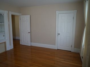 30-32 Burtt St #2, Lowell, MA 01851