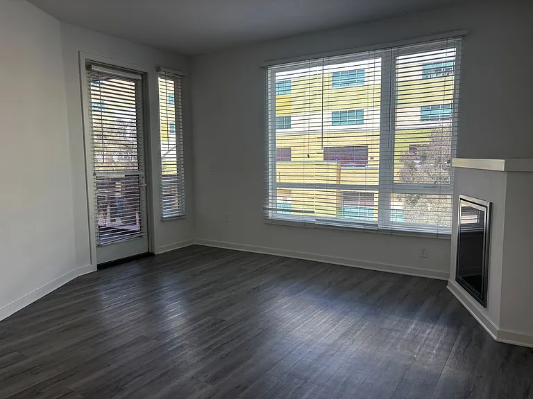Canvas LA — Photo 118