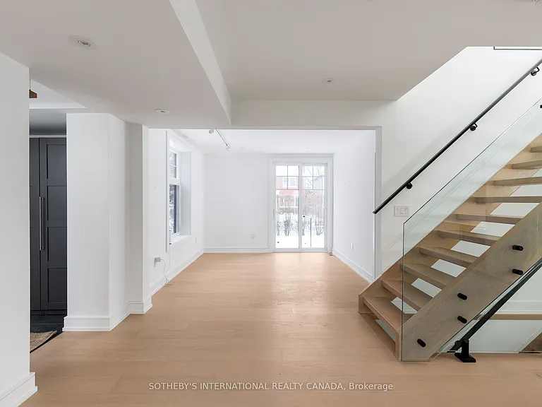 159 Humbervale Blvd — Photo 16
