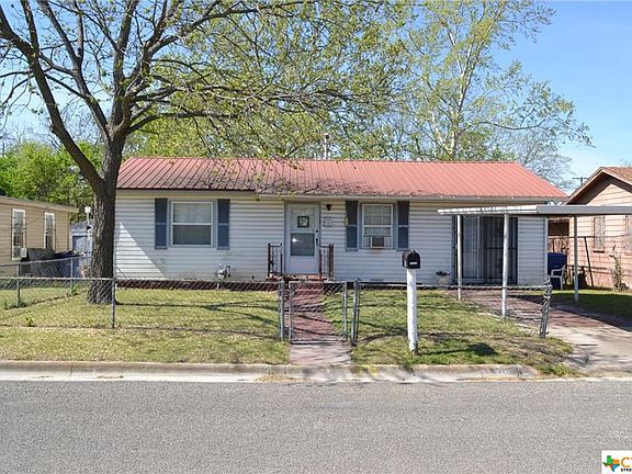 3rd image of 704 Mickan St