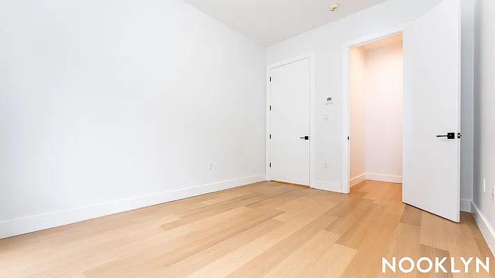Rented by Nooklyn NYC LLC | media 11