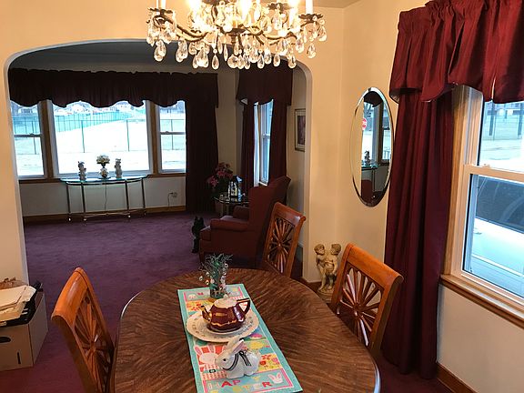 3rd image of 2323 Boies St