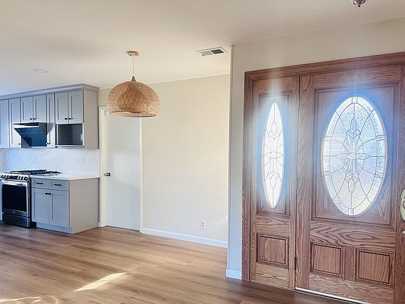 4th image of 5397 Elrose Ave