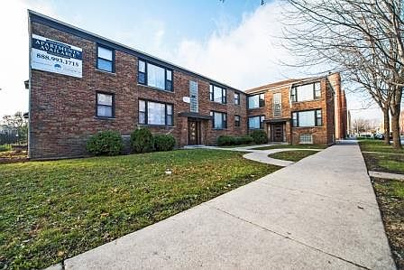 1st image of 8100 S Marshfield Ave #2