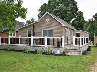 322 W 2nd St, Granada, MN 56039