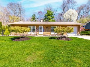 12 Abbey Ln, Foster, RI 02825