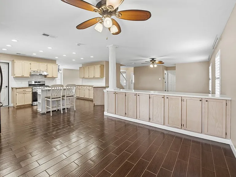 37 Pinon Ct — Photo 9