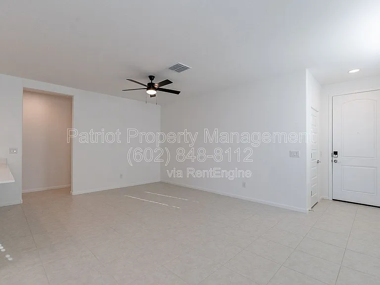 3236 W Caleb Rd — Photo 8