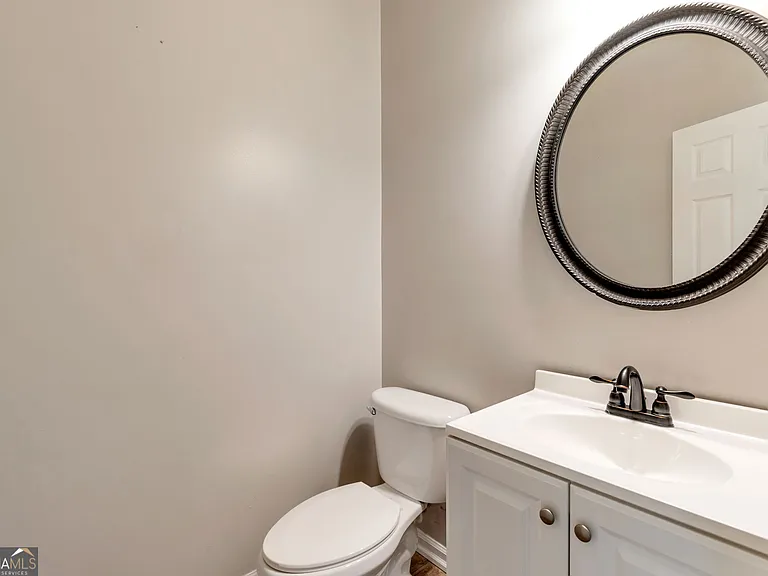 214 Farm Manor Ct — Photo 6