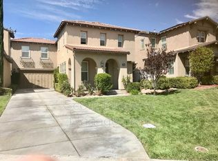 28770 Oak Park Ln, Temecula, CA 92591