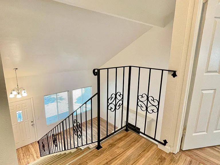 1431 Jasmine Cir — Photo 13