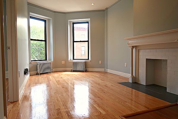 1st image of 55 Halsey St #3