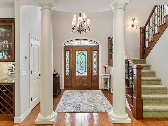5th image of 8445 Bear Cove Ln