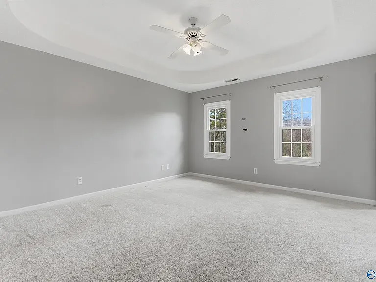 106 Golden Oak Dr — Photo 18